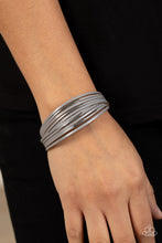 Load image into Gallery viewer, Suburban Outing - Silver -Paparazzi