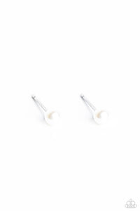 Dainty Details - White -Paparazzi